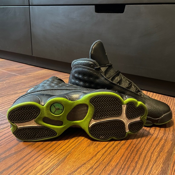 Air Jordan 13 Retro GS ‘Altitude’ 2017 - Picture 4 of 6